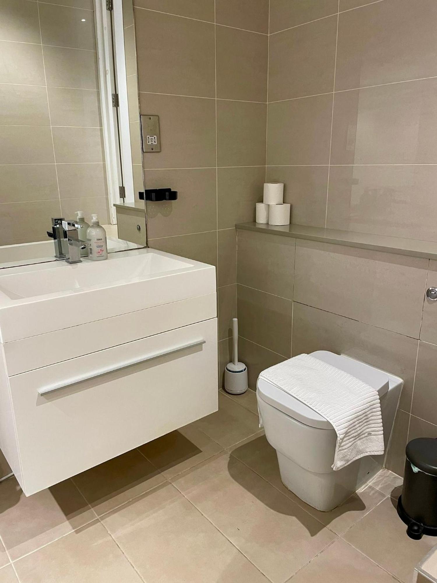 Central Cosy Studio Apartments London Eksteriør billede